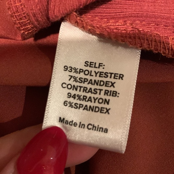 Women's Evereve Scout Button Down Sleeveless Blouse in Cinnamon Size L - Picture 6 of 10